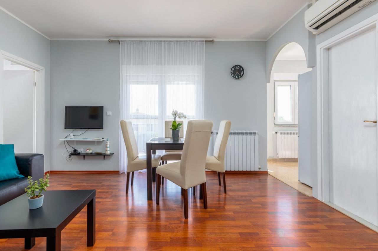 Apartman Vera Pula Bagian luar foto